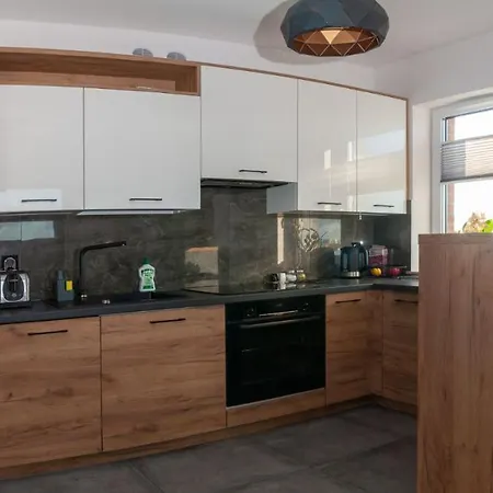 Отель Apartament Przy Manufakturze - Centrum *